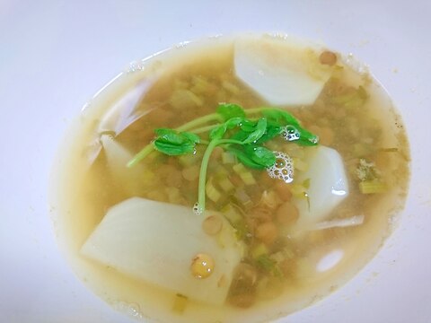 蕪とレンズ豆のスープ